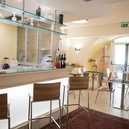 Cibele Hotel 4*